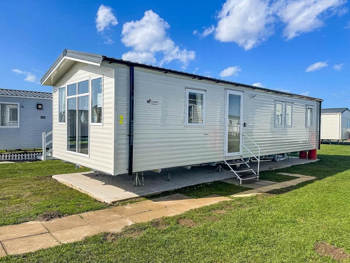 Lovely 8 Berth Caravan For Hire At Barmston Beach Holiday Park Ref 62002O Otel Lund Dış mekan fotoğraf